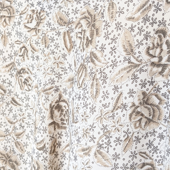 Express floral skirt in brown/beige - Picture 5 of 8